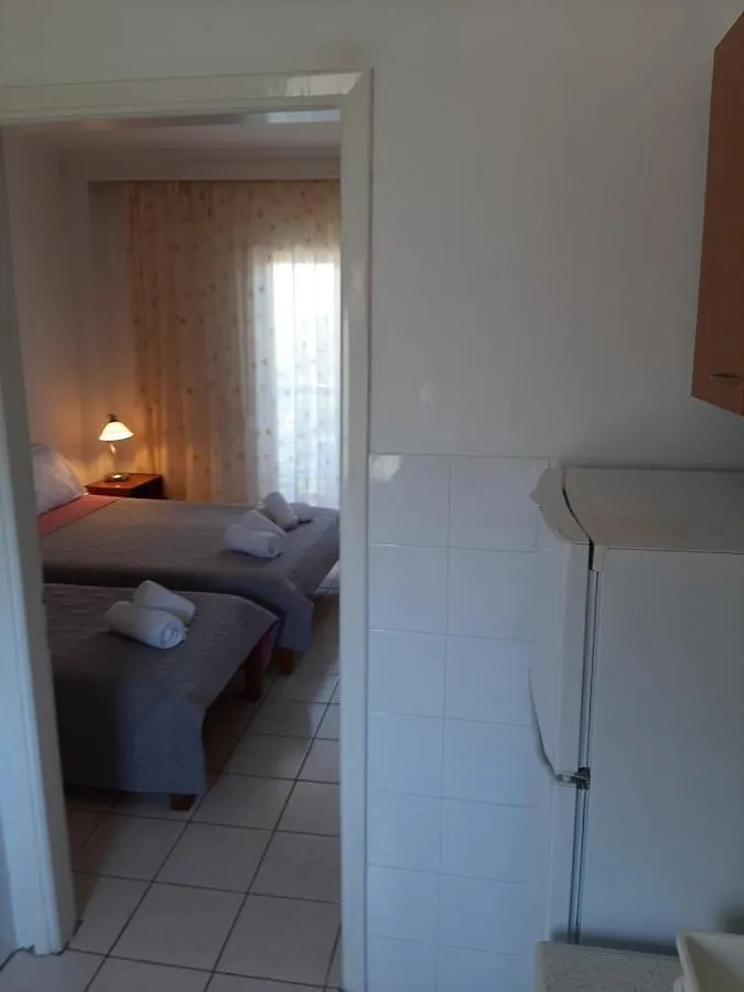 Apartamento Theramvos Studios By Thomas Polychrono Grécia